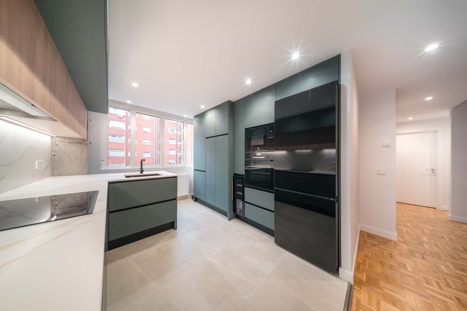Reforma con luz natural en Chamberí, Madrid – más luz y amplitud